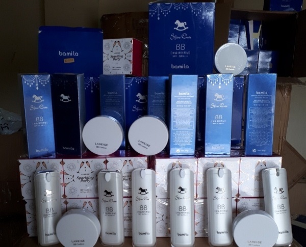 Móng Cái: Thu giữ 17 chiếc âm ly, cùng 6 đôi loa công suất lớn nhập lậu - Hình 2