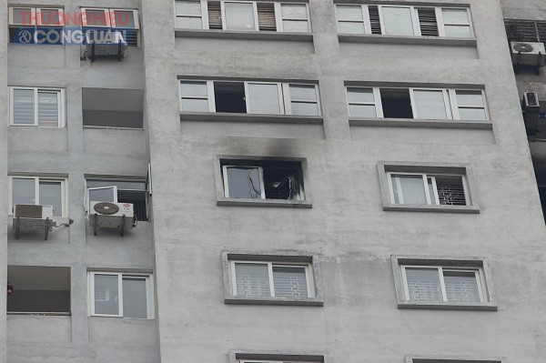 Hà Nội: Cháy căn hộ tầng 21 chung cư Văn Khê