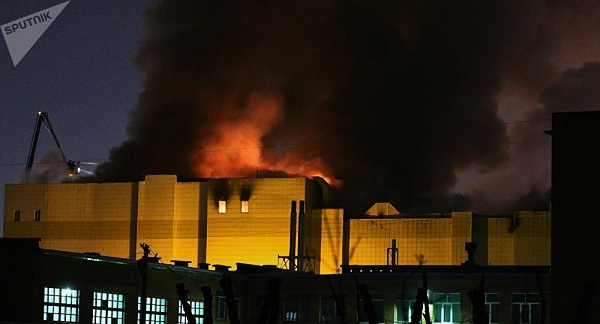Vụ cháy trung tâm thương mại ở Nga: Chưa có thông tin về người Việt Nam là nạn nhân trong vụ cháy - Hình 1