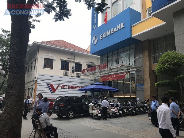 Vụ mất 245 tỷ đồng tại Eximbank: Bắt 2 nữ cán bộ phục vụ điều tra