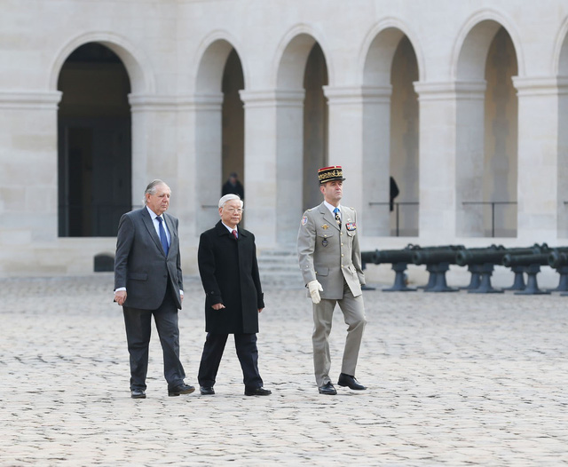 Tổng Bí thư thăm thành phố Choisy Le Roi, gặp gỡ những người bạn Pháp - Hình 2