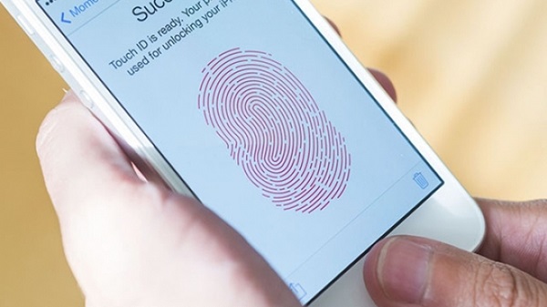 FBI gây sốc khi dùng vân tay người chết để mở iPhone - Hình 1