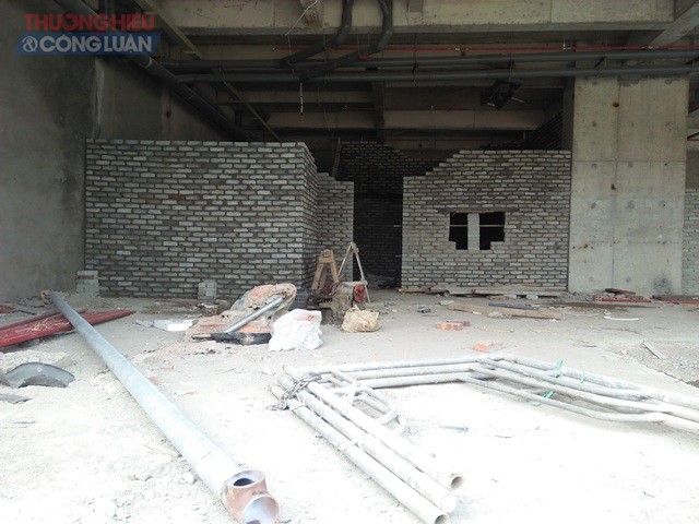 Chung cư Bảo Sơn Complex (Nghệ An): Chưa hoàn thiện đã bàn giao cho dân vào ở - Hình 7