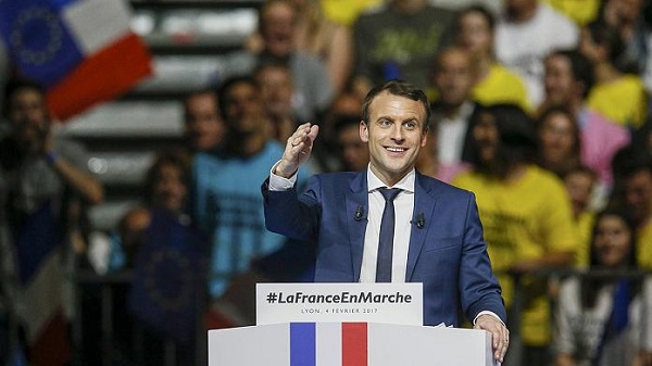 Tổng thống Pháp Emmanuel Macron vẫn tới thăm Nga như dự kiến - Hình 1
