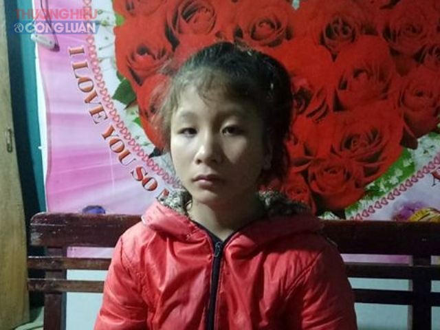 Nghệ An: Bé gái nghi câm điếc thất lạc trên xe buýt - Hình 1