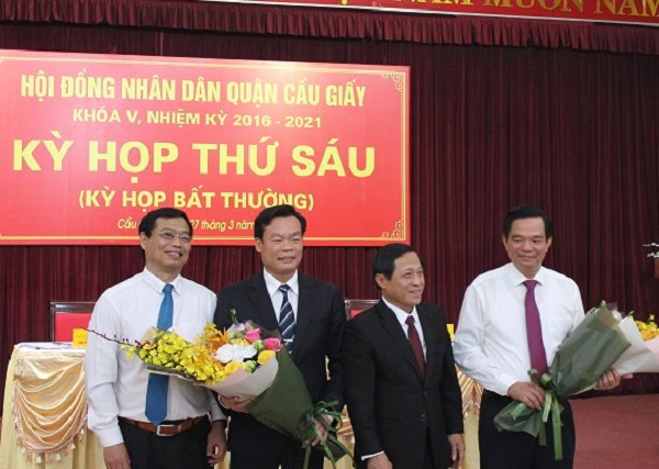 Hà Nội: Thay đổi hàng loạt nhân sự chủ chốt