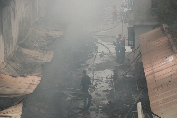 Hà Nội: Hé lộ nguyên nhân khiến chợ Quang bị cháy rụi