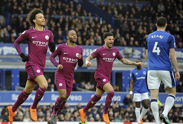 Everton 1-3 Man City: Thiên đường cách một bước chân