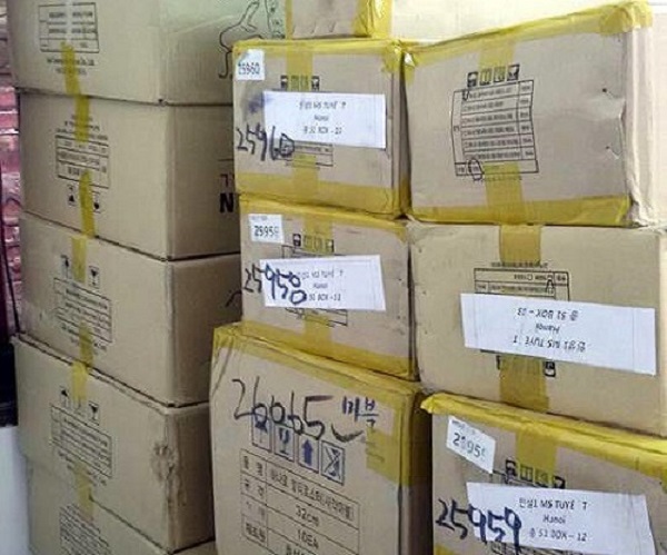 Nghệ An: Bắt lô hàng mỹ phẩm nghi nhập lậu, trị giá 950 triệu đồng