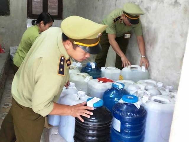 Nghệ An: 3 tháng đầu năm, xử lý 96 cơ sở kinh doanh rượu không rõ nguồn gốc
