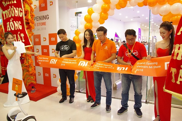 Xiaomi khai trương Mi Store tại TP.HCM