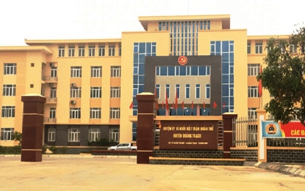 Bí thư tỉnh Quảng Bình yêu cầu làm rõ thông tin "cả họ nhà Bí thư huyện làm quan"