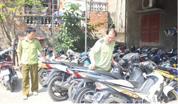 Nghệ An: Thu giữ 46 chiếc xe máy không rõ nguồn gốc - Hình 1