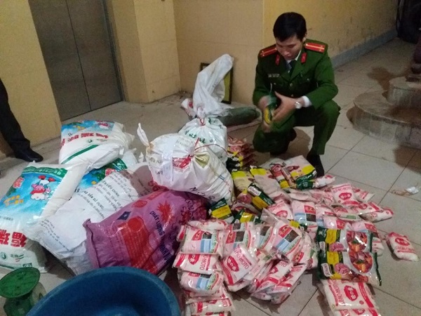 Lào Cai phát hiện số lượng mì chính có dấu hiệu giả