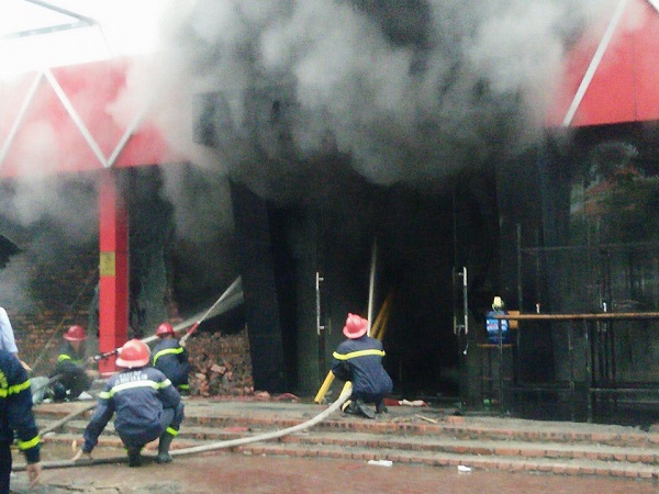 Hải Phòng: Cháy lớn tại quán Five Beer Club