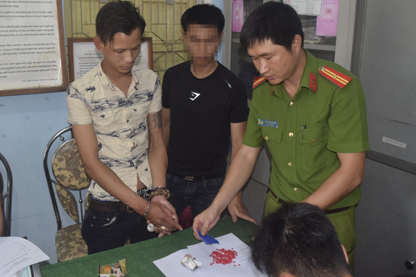 Thừa Thiên Huế: Bắt đối tượng tàng trữ 200 viên ma túy tổng hợp - Hình 1