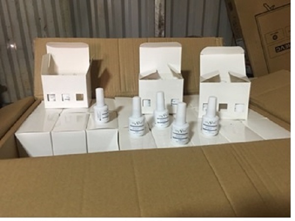 Quảng Ninh Thu giữ 360 kg chất phụ gia và 1.000 lọ dung dịch dưỡng móng tay