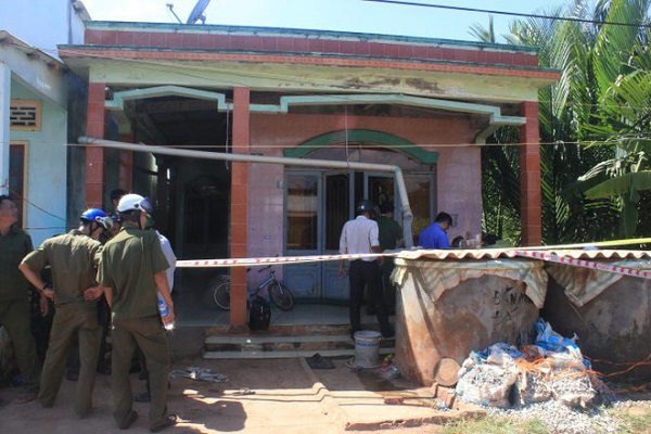 Rúng động: Nghi án mẹ ruột sát hại con trai 19 tuổi tại nhà riêng ở Hà Nội