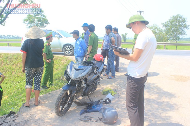 Quảng Bình: Tai nạn giao thông khiến 2 thanh niên tử vong tại chỗ - Hình 1