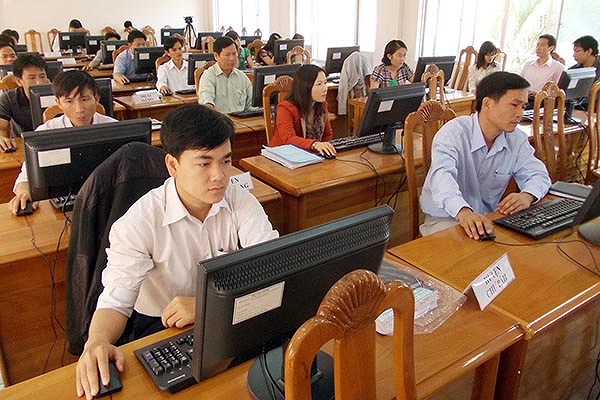 Hà Nội: Chi hơn 10 tỷ đồng để tinh giảm biên chế 96 hợp đồng lao động - Hình 1