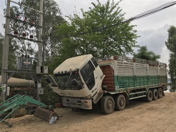 Đồng Tháp: Bắt giữ một xe ô tô tải nghi nhập lậu từ Campuchia