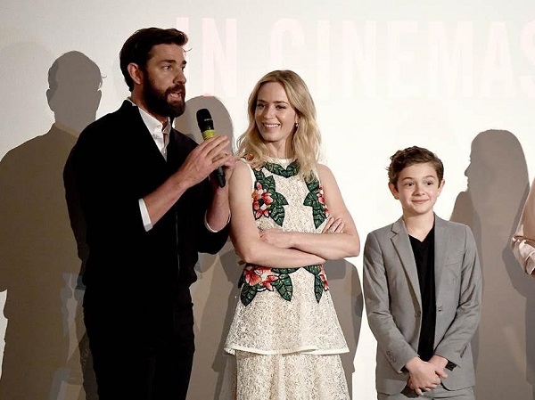 Emily Blunt “vực dậy” dòng phim kinh dị trong Vùng Đất Câm Lặng