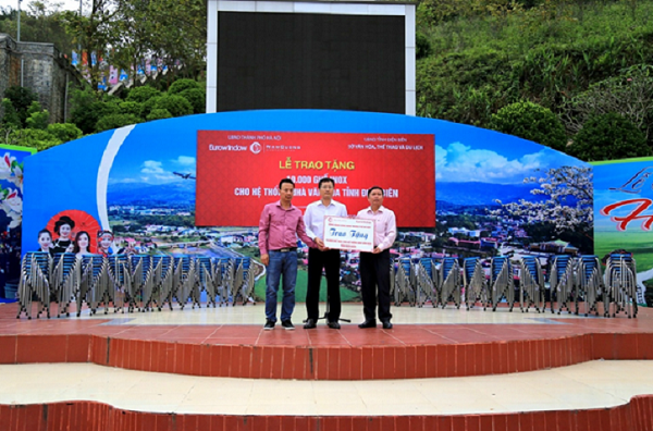 Tập đoàn Nam Cường: Trao tặng 6.000 ghế inox cho hệ thống Nhà văn hóa tỉnh Điện Biên - Hình 1