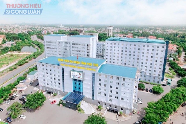 Bệnh viện Đa Khoa tỉnh Phú Thọ: Chú trọng nhân lực “vừa hồng, vừa chuyên” - Hình 1