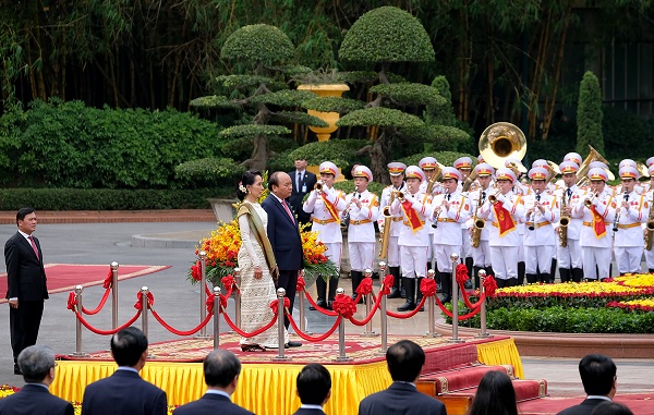 Thủ tướng đón, hội đàm với Cố vấn Nhà nước Myanmar - Hình 2