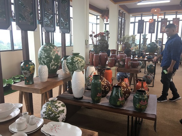 BATTRANG FAMILY: Nâng tầm thương hiệu gốm sứ Việt với CMCN 4.0