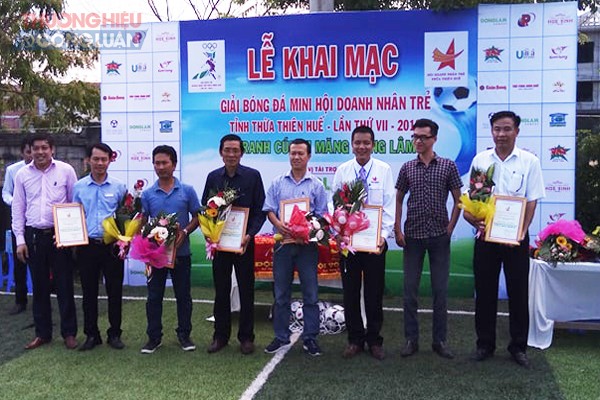Thừa Thiên Huế: Khai mạc giải bóng đá Doanh nhân trẻ lần thứ 7 - Hình 2
