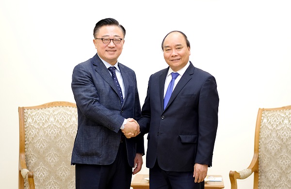 Thủ tướng đề nghị Samsung tiếp tục mở rộng đầu tư tại Việt Nam - Hình 1