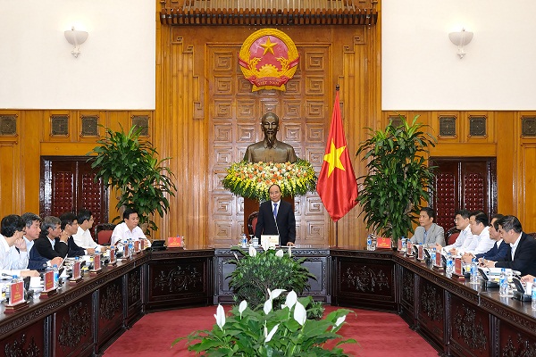 Thủ tướng Nguyễn Xuân Phúc: Cần tiếp tục giải phóng sức sản xuất thông qua thể chế chính sách - Hình 2