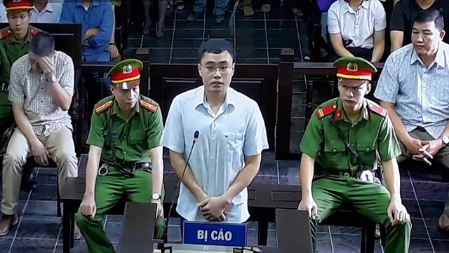 Cựu nhà báo Lê Duy Phong hầu tòa