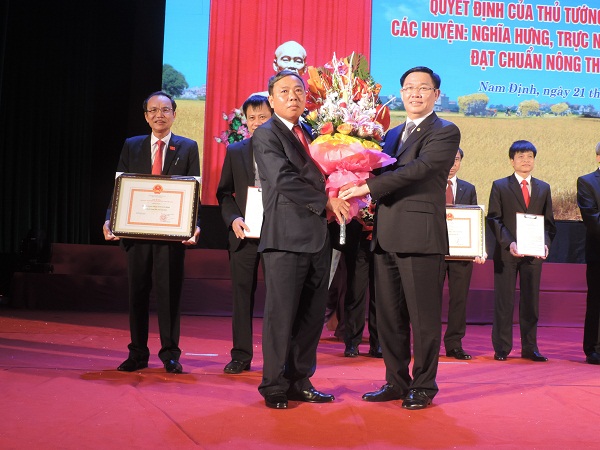Công bố Quyết định công nhận 4 huyện của Nam Định đạt chuẩn NTM năm 2017 - Hình 4