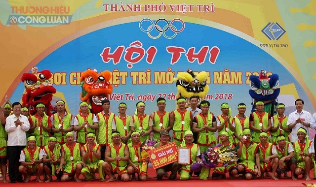 Giỗ Tổ Hùng Vương 2018: Hội bơi chải Việt Trì mở rộng - Ngoạn mục 