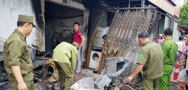Nam Định: Cháy nhà trong đêm, 3 mẹ con tử vong - Hình 1