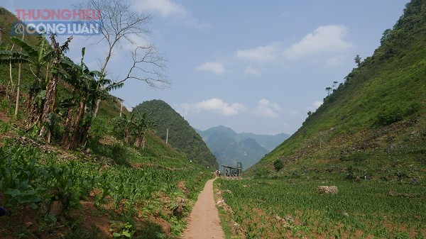 Hà Giang tháng 4 đẹp say đắm lòng người - Hình 1