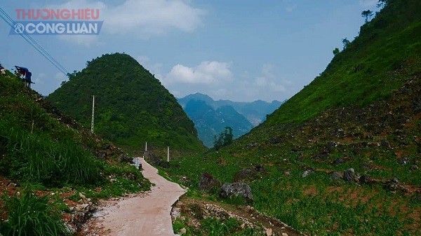 Hà Giang tháng 4 đẹp say đắm lòng người - Hình 2