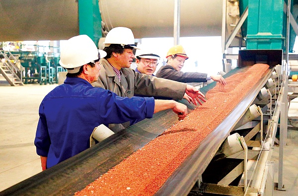 Công ty CP Supe phốt phát và Hóa chất Lâm Thao: Tự hào truyền thống, vững vàng tương lai