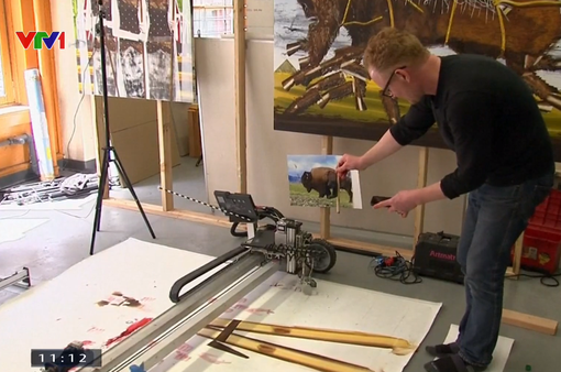 Ba Lan: Chế tạo thiết bị chặn tín hiệu tần số của chìa khóa xe ô tô