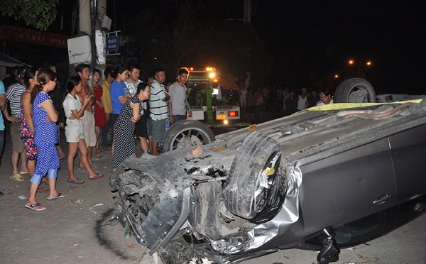Ô tô đâm liên hoàn tại Đồng Nai: Đã có một nạn nhân tử vong