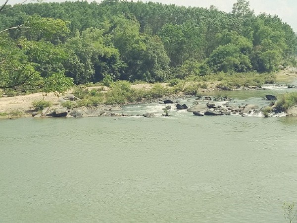 Quảng Nam: Đi chơi lễ, 2 thanh niên bị đuối nước do trượt chân