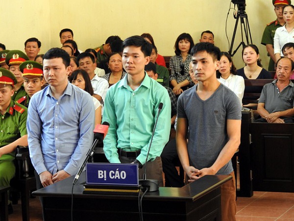 Hoãn phiên tòa xét xử vụ chạy thận khiến 8 người tử vong ở Hòa Bình