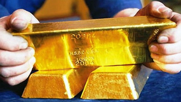 Tại sao dân gửi vàng ngân hàng thu phí, gửi USD thì lãi suất 0%? - Hình 1
