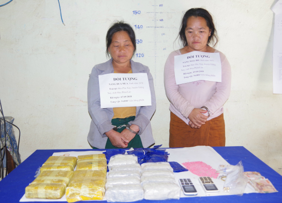 Thanh Hóa: Bắt hai phụ nữ vận chuyển 34.000 viên ma túy tổng hợp - Hình 1