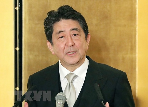 Thủ tướng Nhật Bản hoan nghênh Triều Tiên trả tự do cho 3 công dân Mỹ - Hình 1