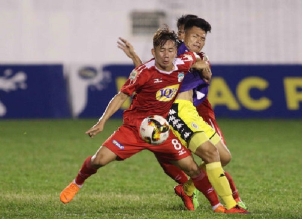 Công Phượng và Quang Hải cùng “nổ súng”, HAGL hòa Hà Nội kịch tính