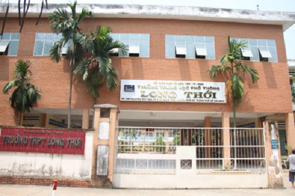 Vụ cô giáo im lặng không giảng bài: Hiệu trưởng và phó hiệu trưởng đều bị kỷ luật