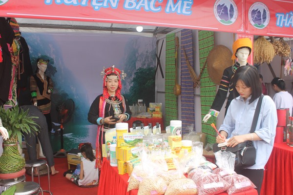 Hà Giang: Khai trương Không gian VH-DL và giới thiệu sản phẩm đặc trưng các dân tộc